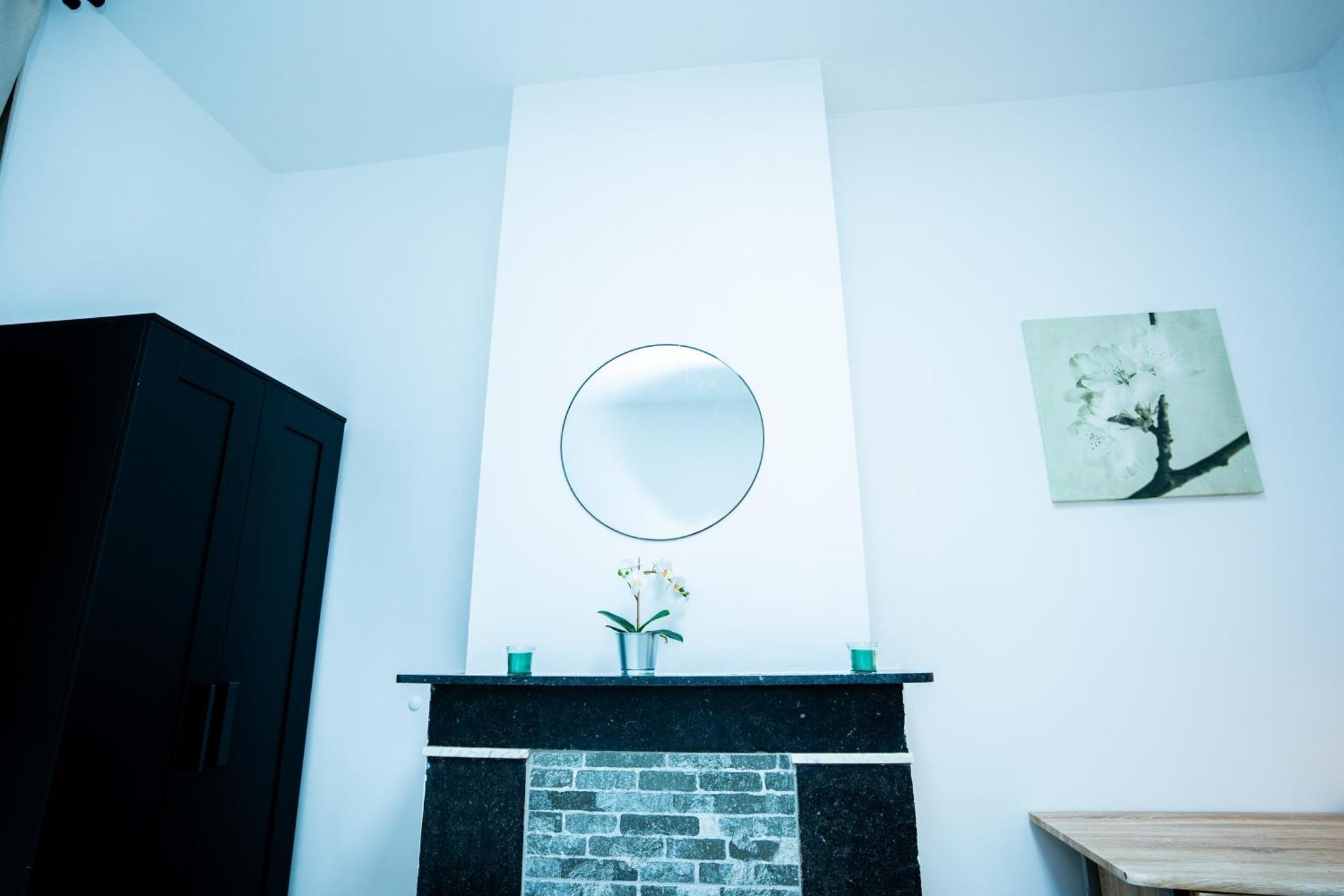 Chambre R1 Avec Salle De Bain Partagee Pres De L'Hopital De La Citadelle A Liège Exterior foto