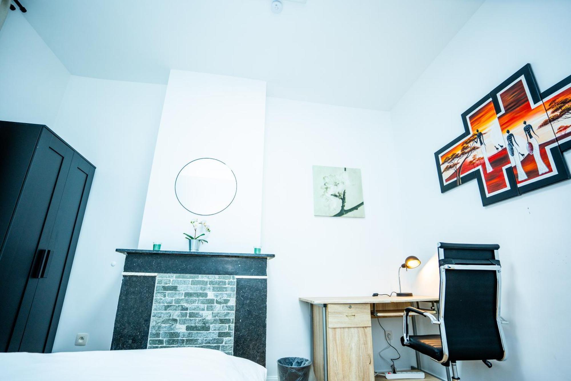 Chambre R1 Avec Salle De Bain Partagee Pres De L'Hopital De La Citadelle A Liège Exterior foto